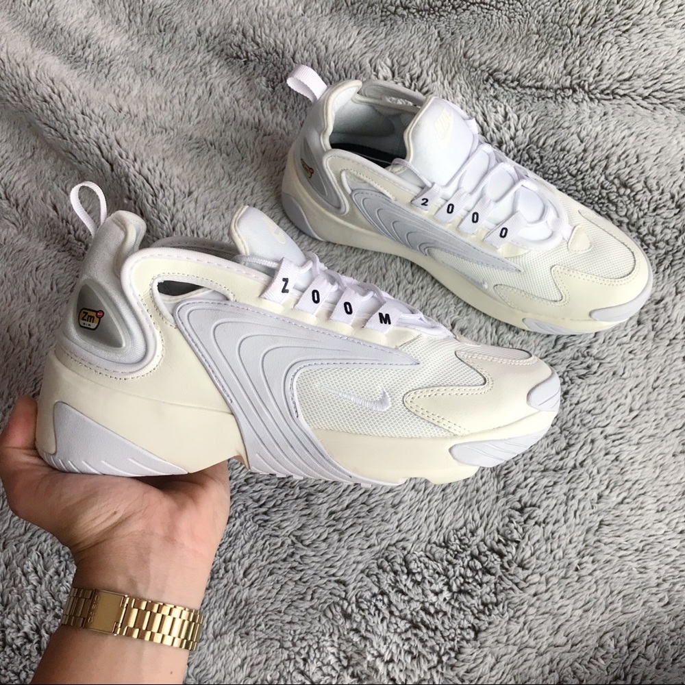 Brand New Nike Women’s Zoom 2K White